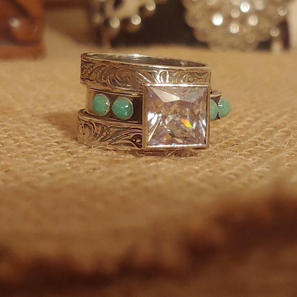 rockin out silver Jewelry - Rockin out silver 3ring set NEW rockin out silver Jewelry - Rockin out silver 3ring set NEW